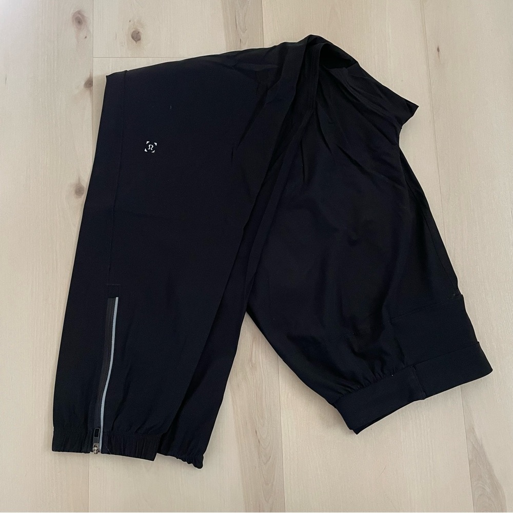 Lululemon Surge Jogger - Men’s M